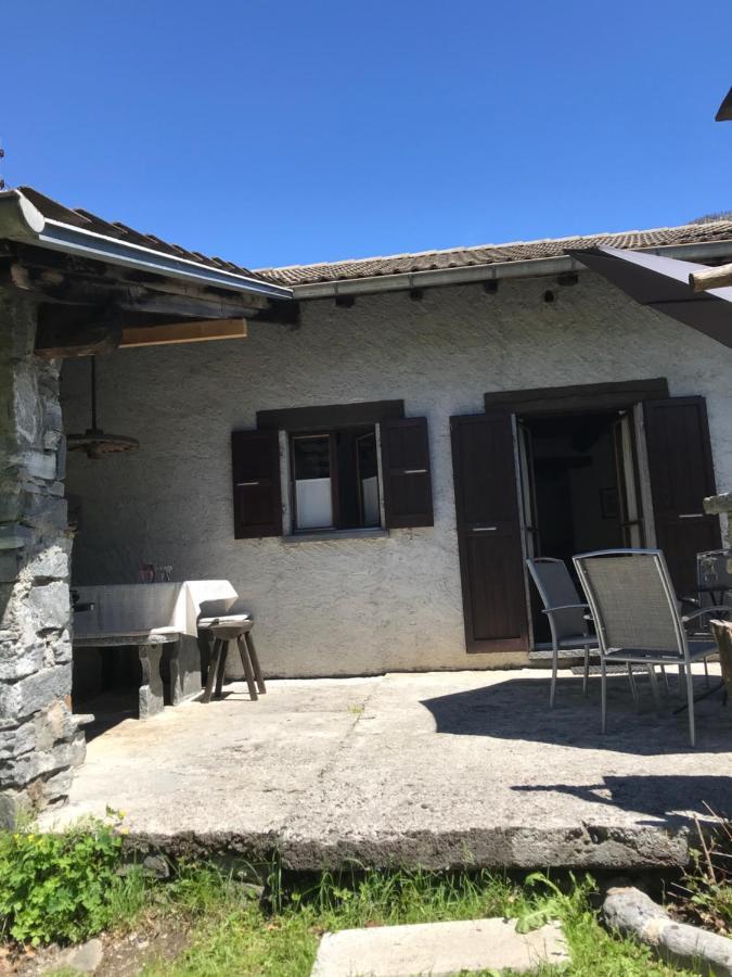 Casa Cantoni Lavizzara 外观 照片